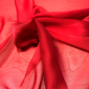 Gasa de seda rojo
