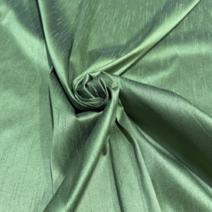 Seda salvaje verde musgo