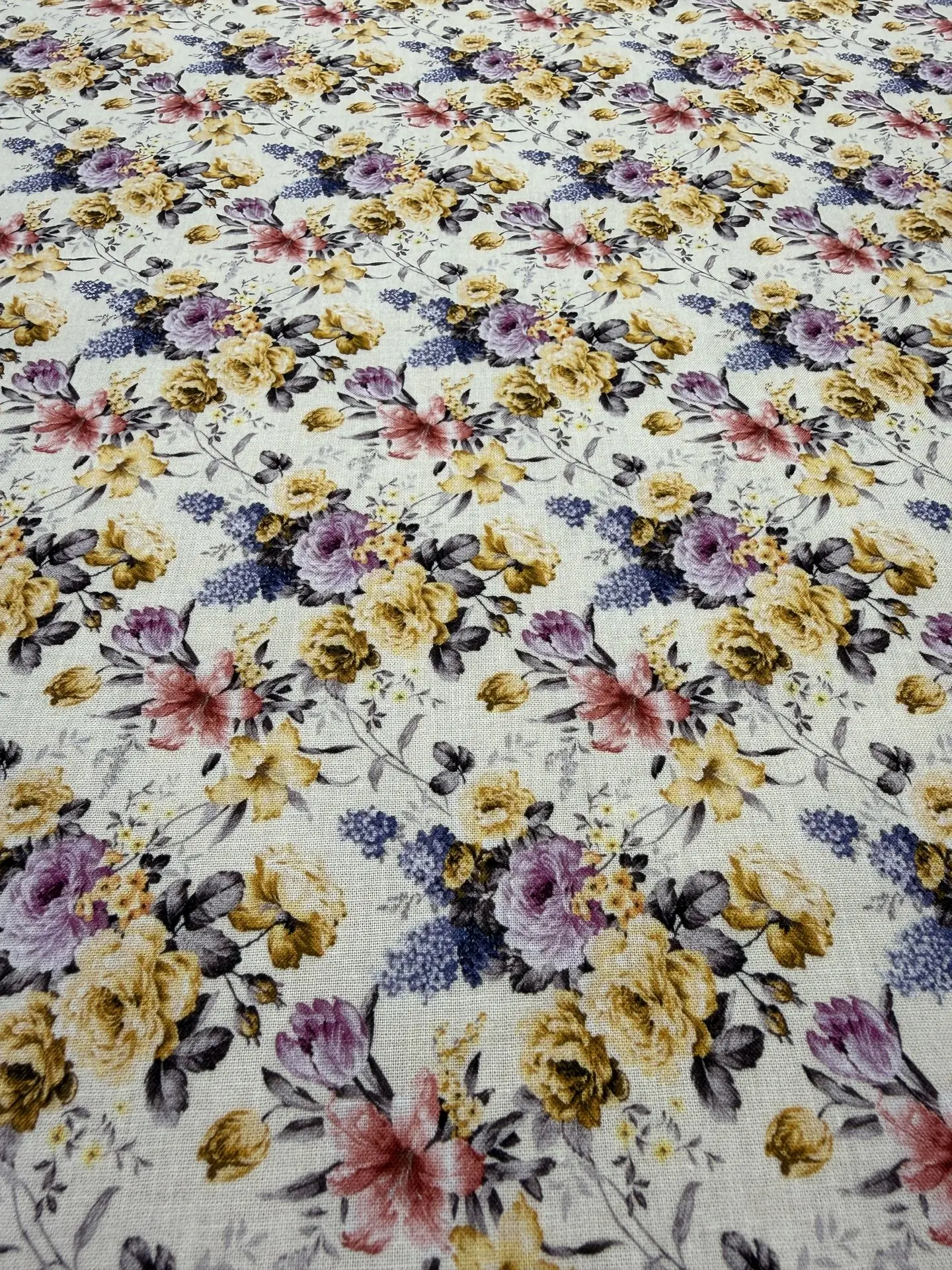Algodón estampado floral G11 – vista 4