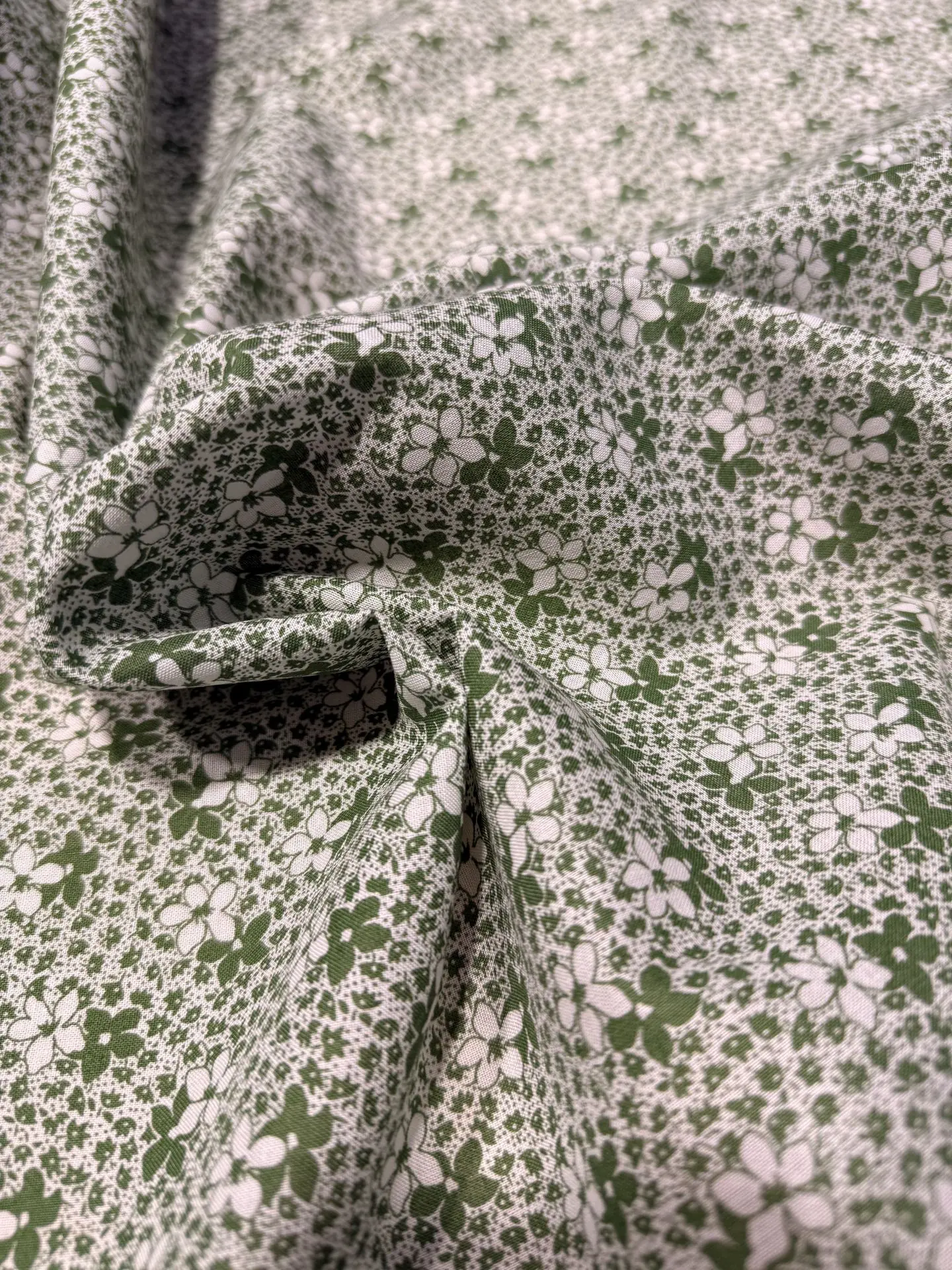 Algodón estampado floral P8 – vista 2