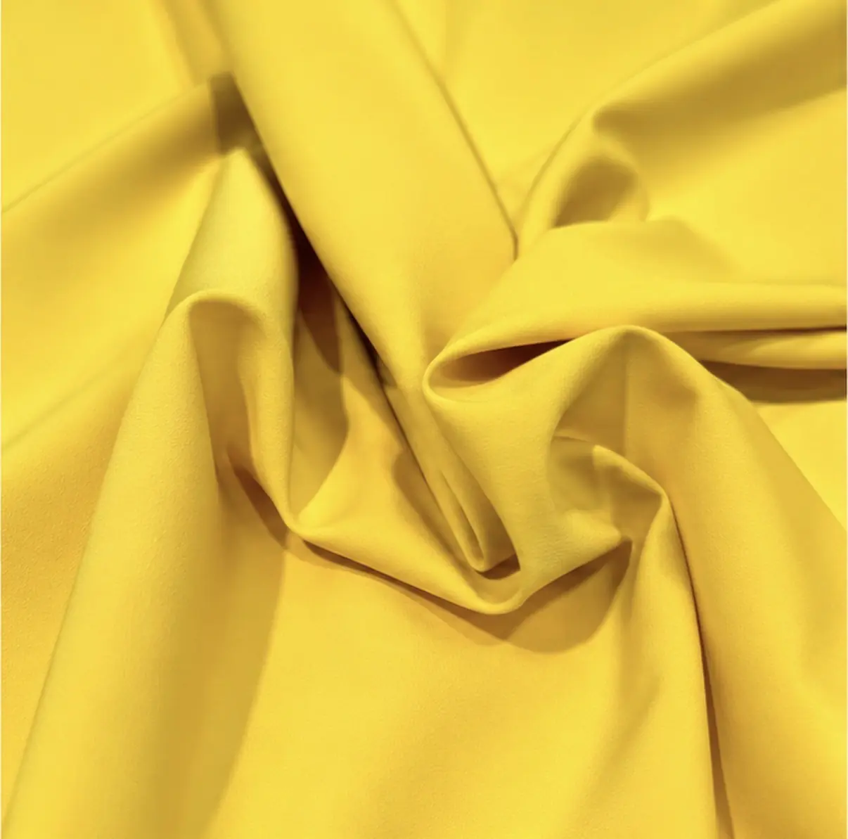 Crepé amarillo – imagen 3