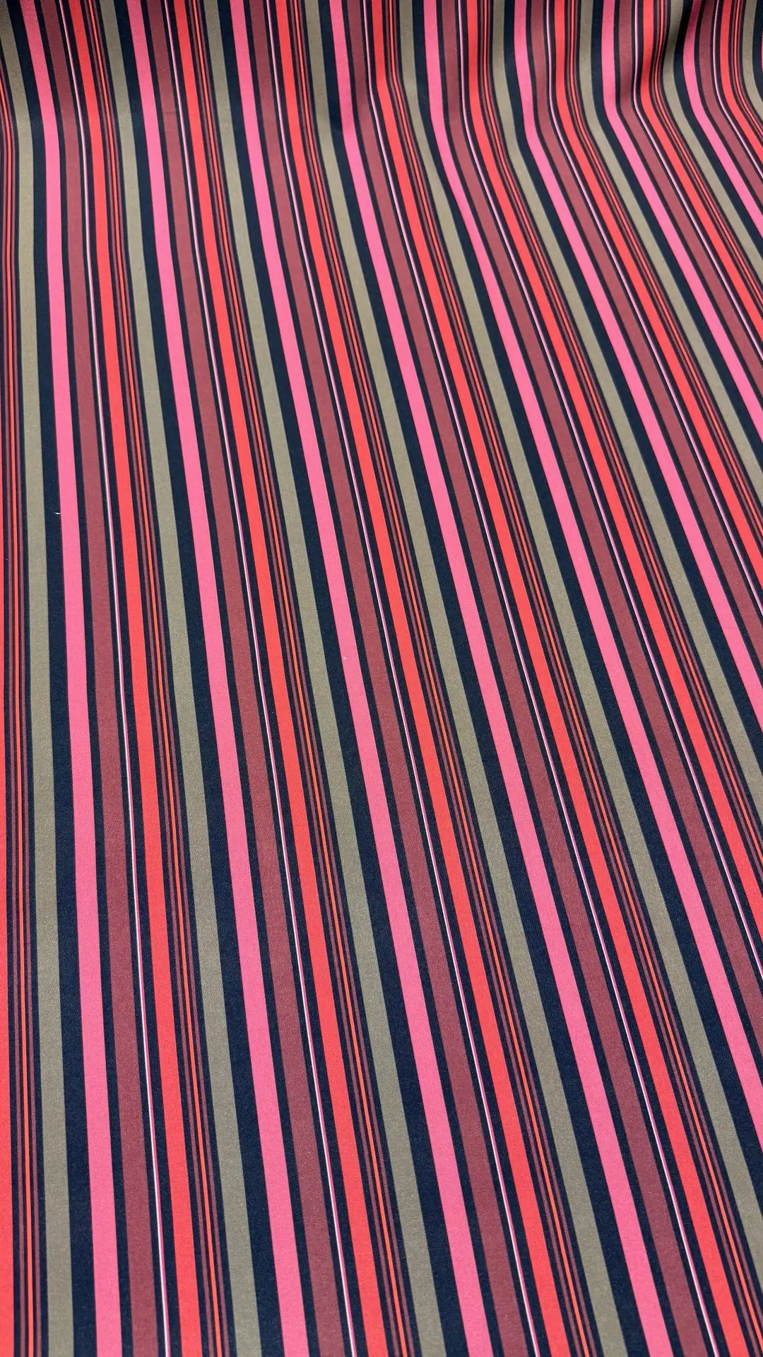 CREPÉ MULTICOLOR GRANATE - Imagen 3