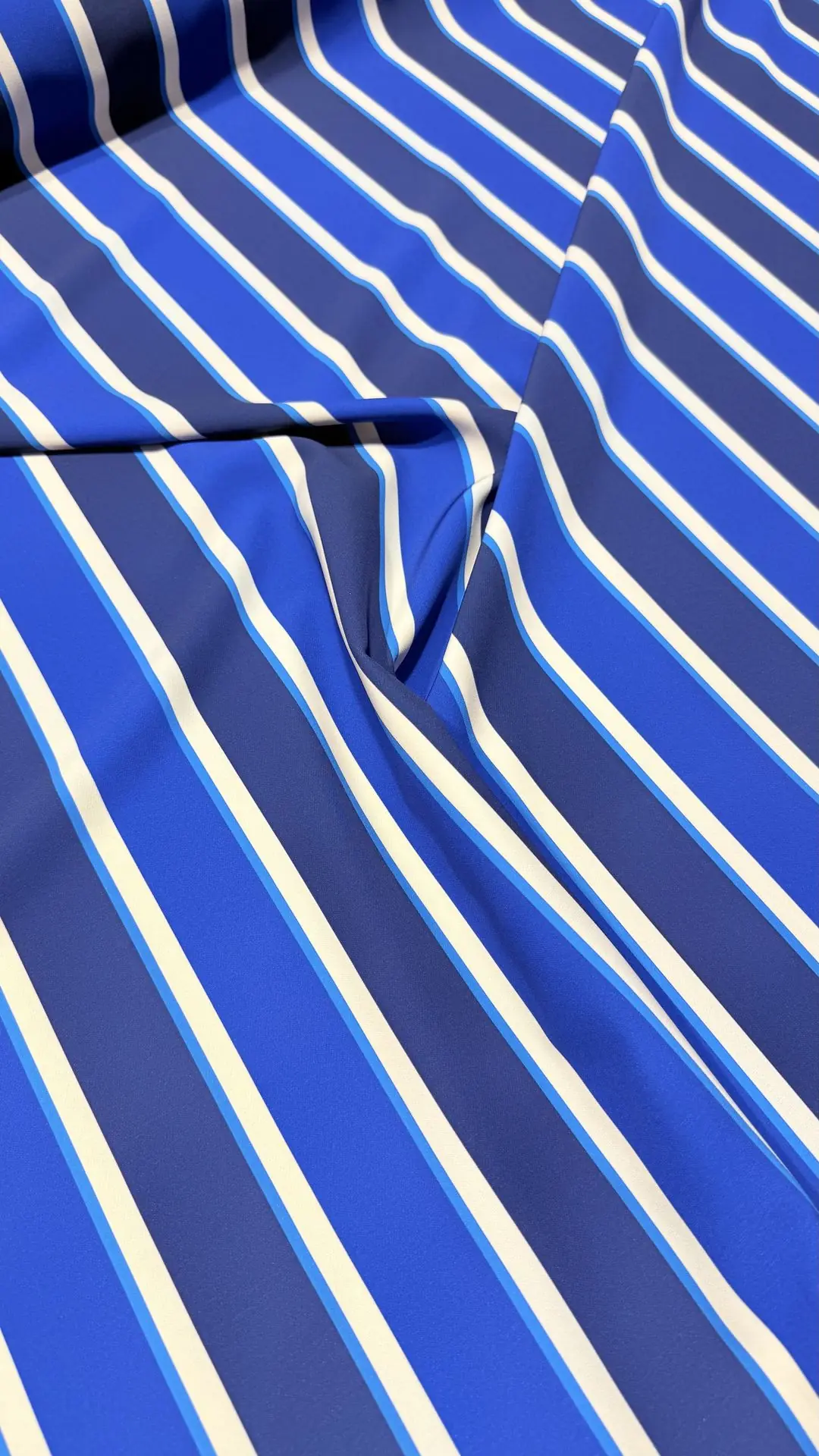 CREPÉ RAYA ANCHA AZUL - Imagen 2