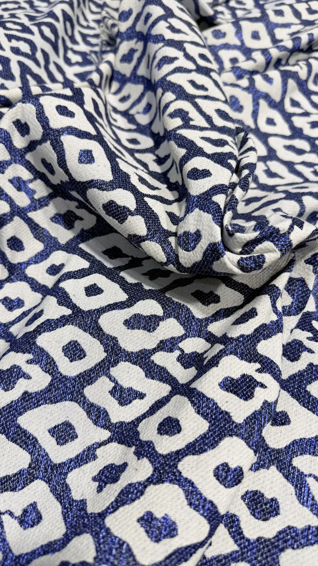 JACQUARD MARINO ANIMAL PRINT
