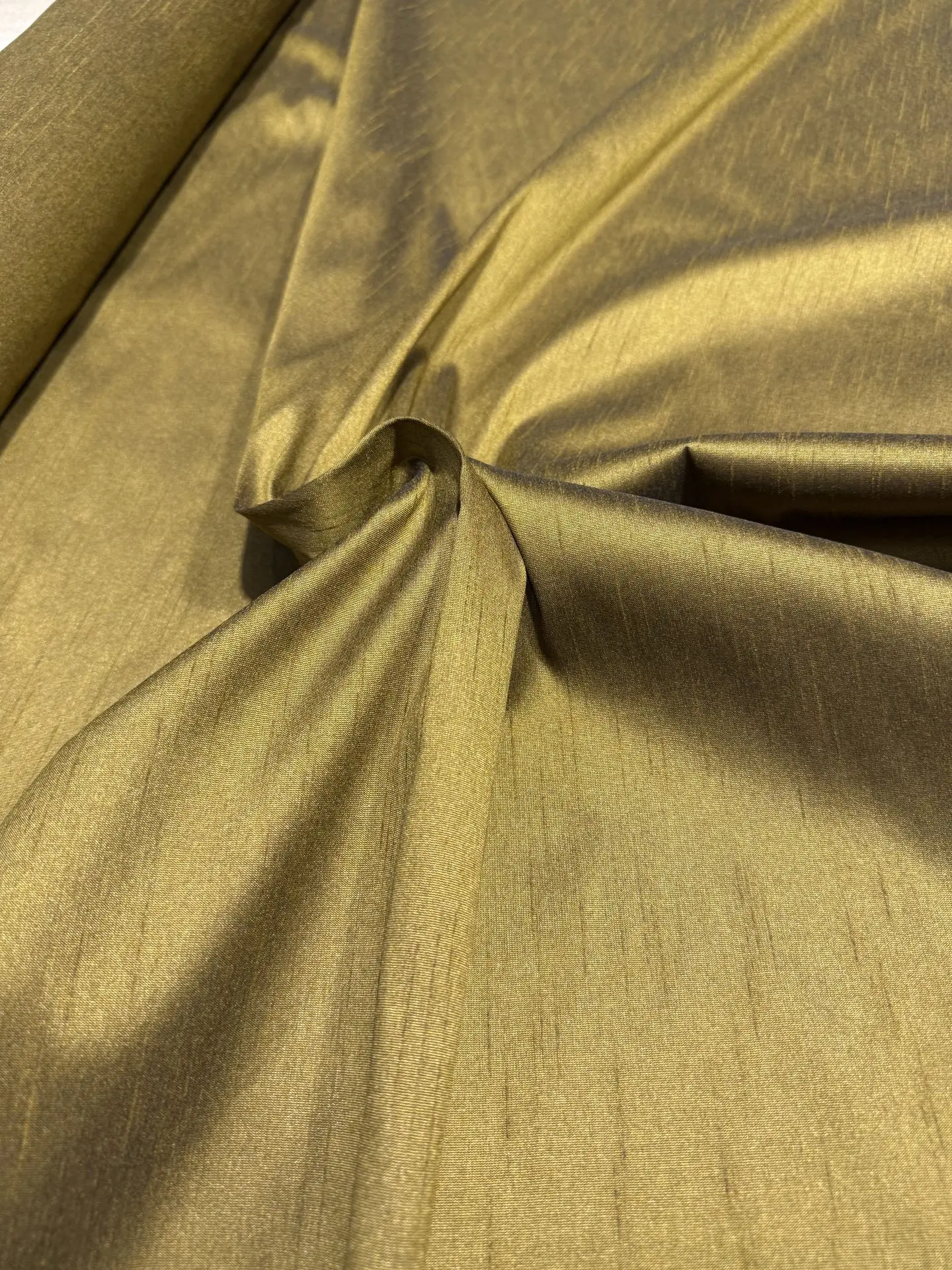 Seda salvaje ocre – imagen 2