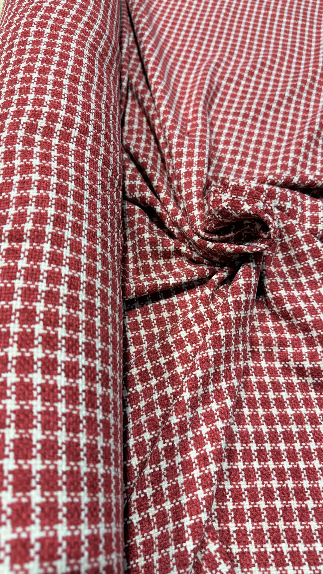 TWEED PATA DE GALLO ROJA - Imagen 2