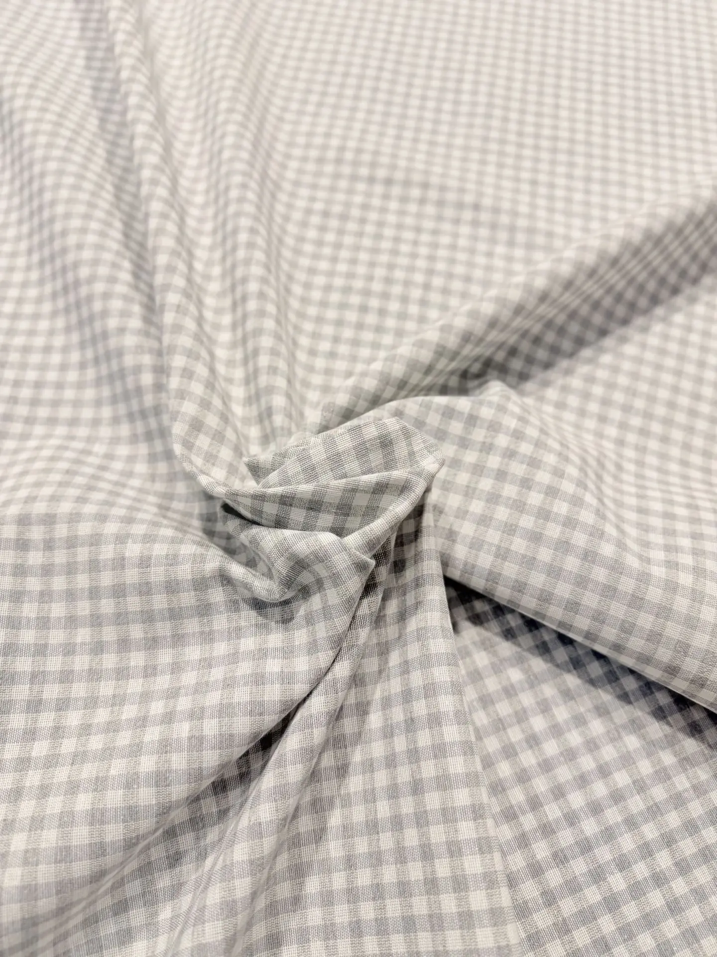 Vichy I gris claro 2.8